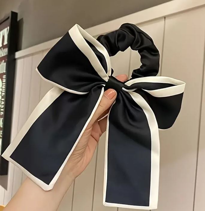Scrunchie with Hair Bow