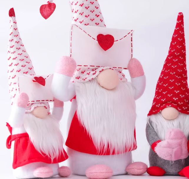 Valentines Day Faceless Gnome