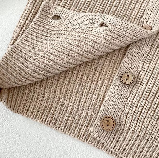 Large Collar Knitted Cardigan