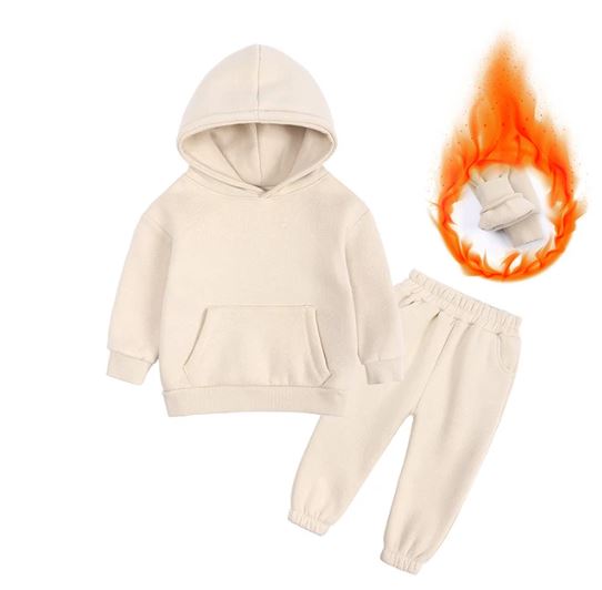 Thick hooded Tracksuit with front pocket detail